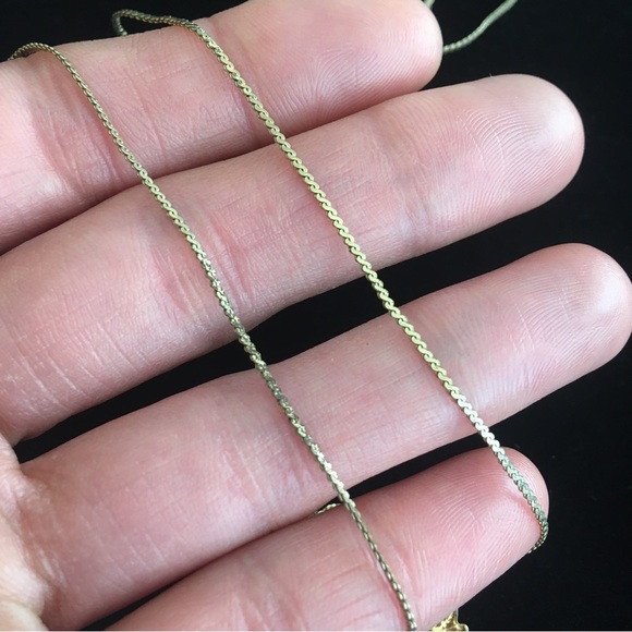 Vintage Rose Cameo Necklace - Picture 5 of 8